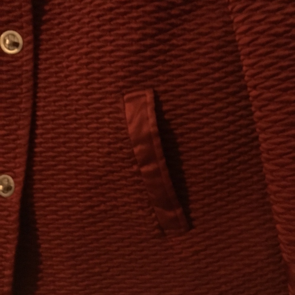 Red lined jacket - Picture 5 of 5